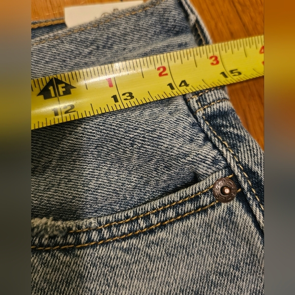 Levi's Premium Ankle Column Mid Rise Jeans Skirt Big E Women's Size 26 Blue NWT - Picture 15 of 16